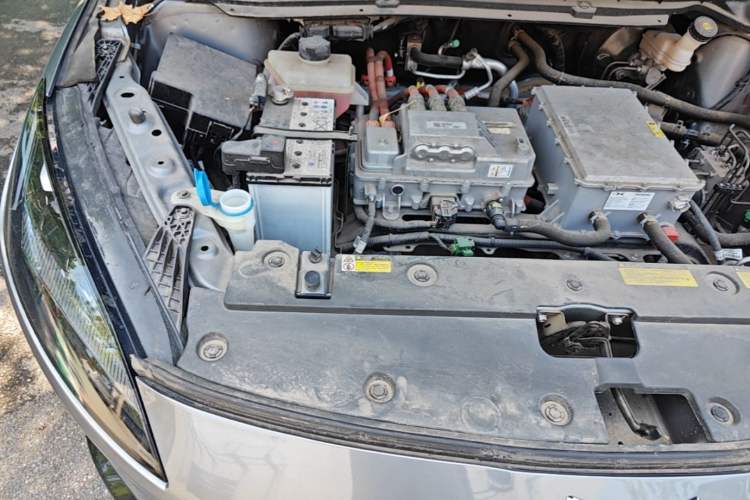 Used XPeng G3 2020 520 Smart Edition Engine Bay Right