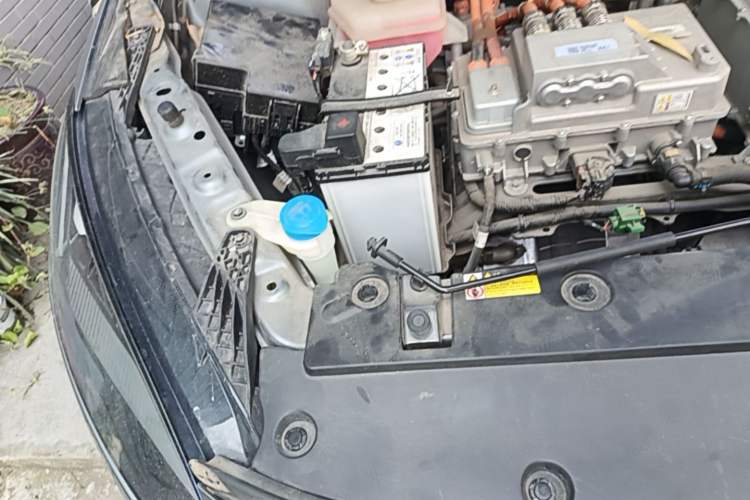 Used XPeng G3 2020 520 Smart Edition Engine Bay Right