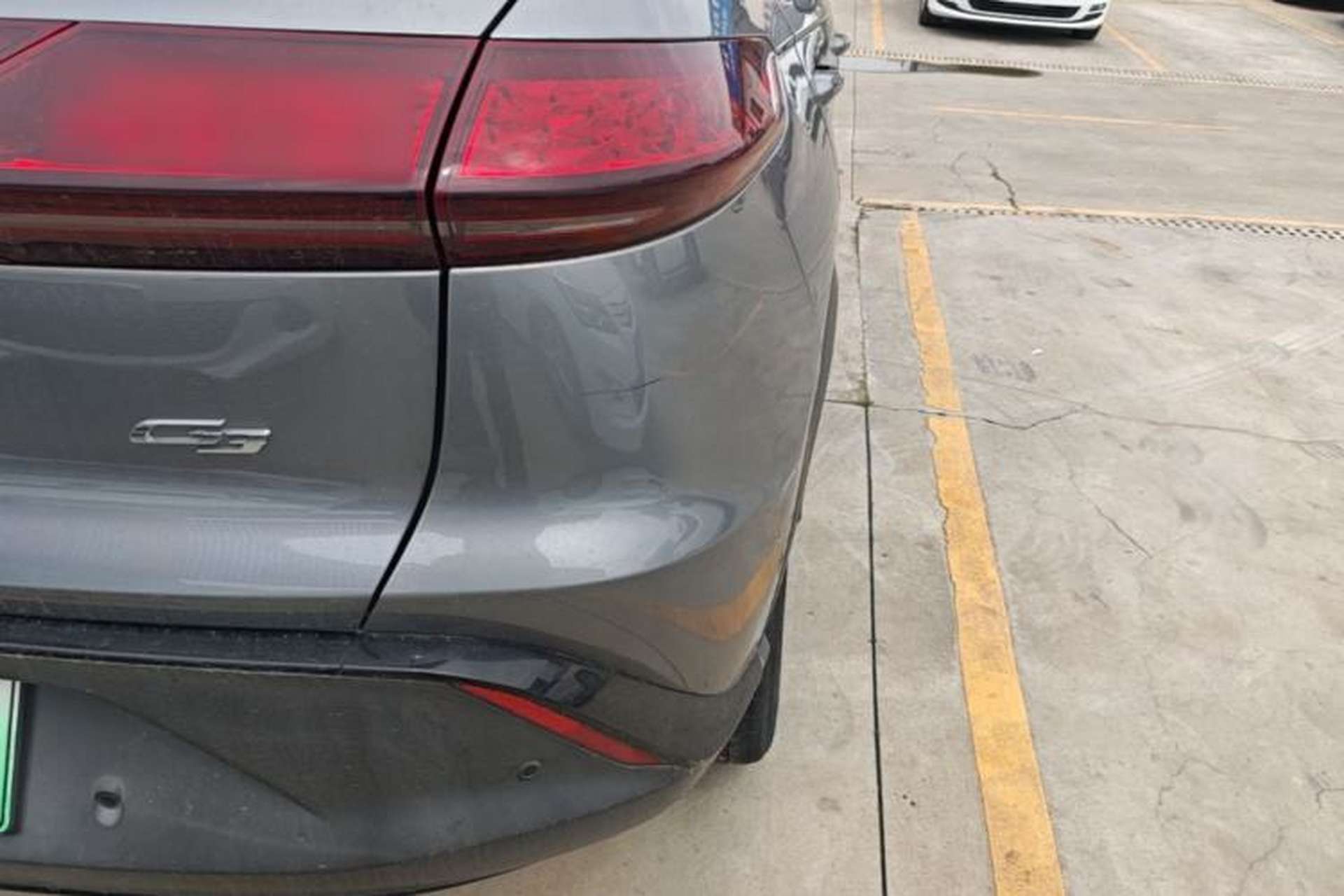 Used XPeng G3 2020 460i Luxury Edition Exterior 3