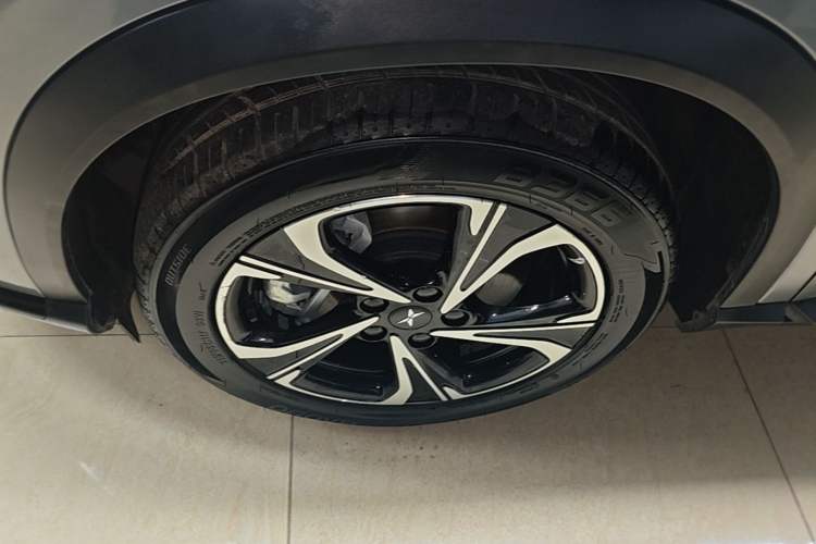 Used XPeng G3 2020 520 Smart Edition Exterior 4