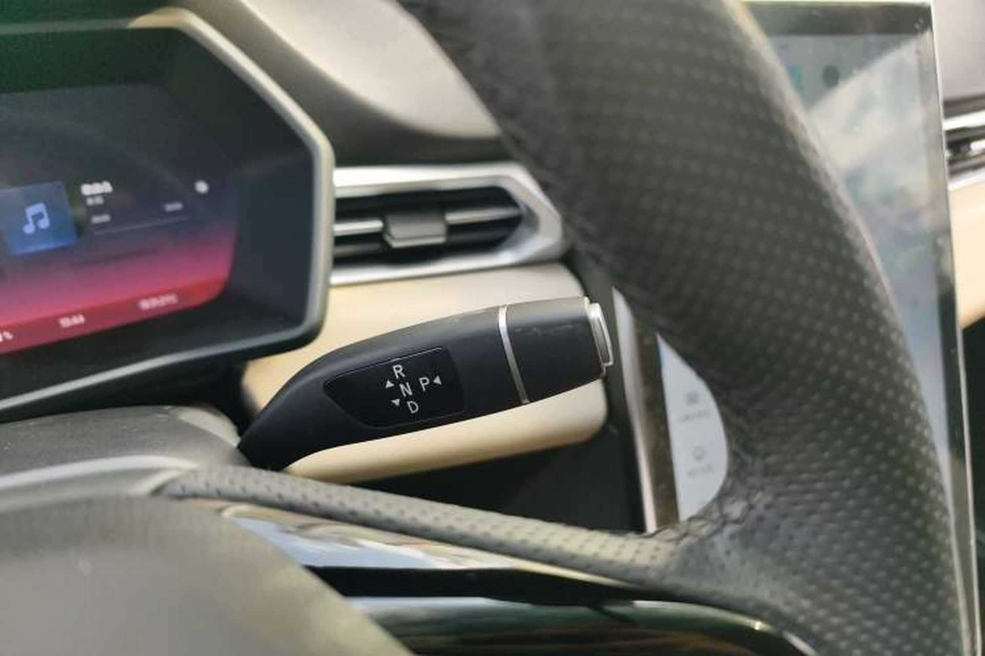 Used XPeng G3 2020 520 Smart Edition Gear Lever