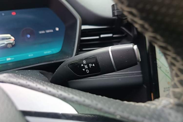 Used XPeng G3 2020 520 Smart Edition Gear Lever