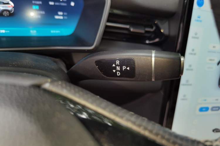 Used XPeng G3 2020 520 Smart Edition Gear Lever
