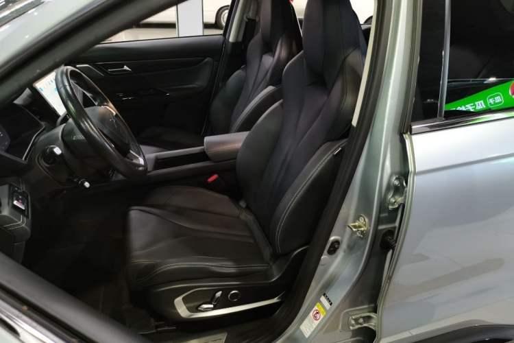 Used XPeng G3 2020 520 Smart Edition Interior 3