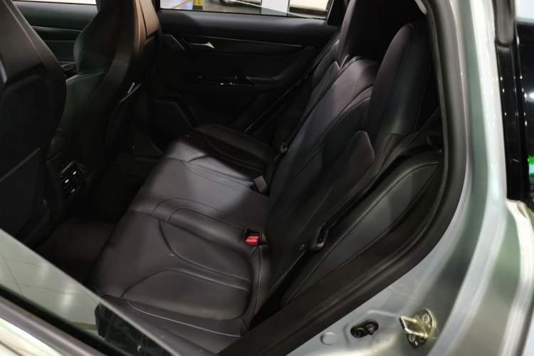 Used XPeng G3 2020 520 Smart Edition Interior 5