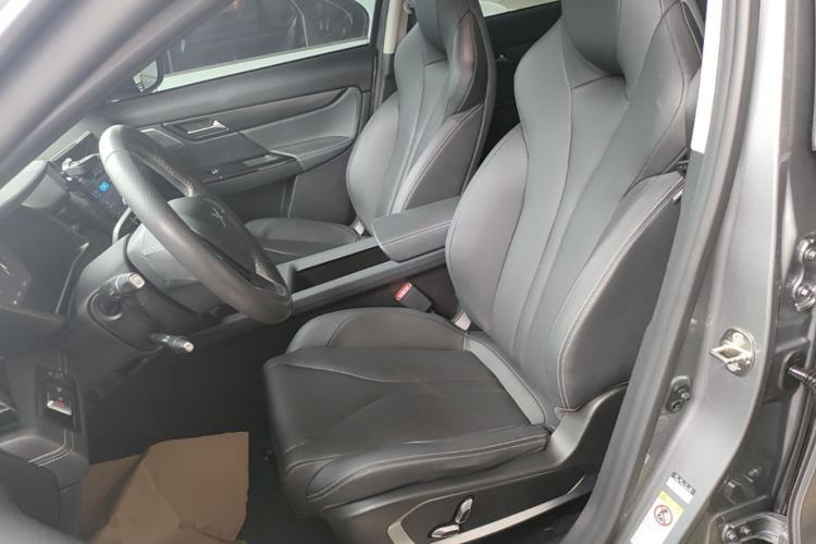 Used XPeng G3 2020 460i Luxury Edition Left Front Seat