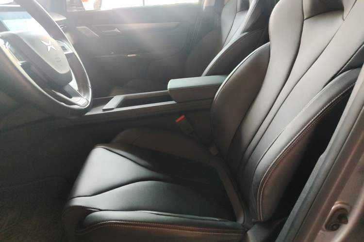 Used XPeng G3 2020 520i Luxury Edition Left Front Seat