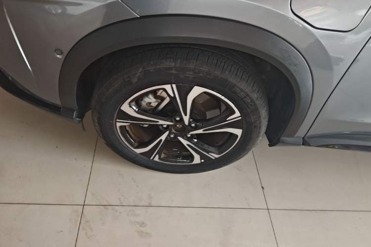 Used XPeng G3 2020 520 Smart Edition Left Front Wheel Hub