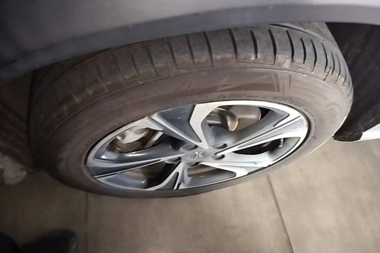 Used XPeng G3 2020 460 Enjoyment Edition Left Front Wheel Hub