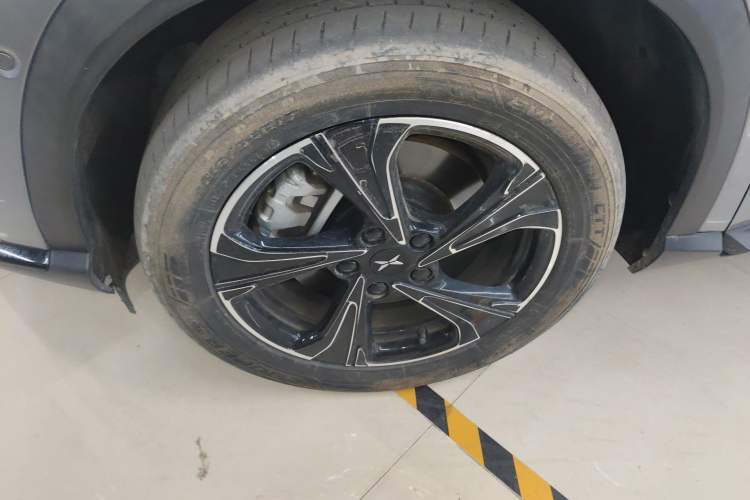 Used XPeng G3 2020 460i Luxury Edition Left Front Wheel Hub