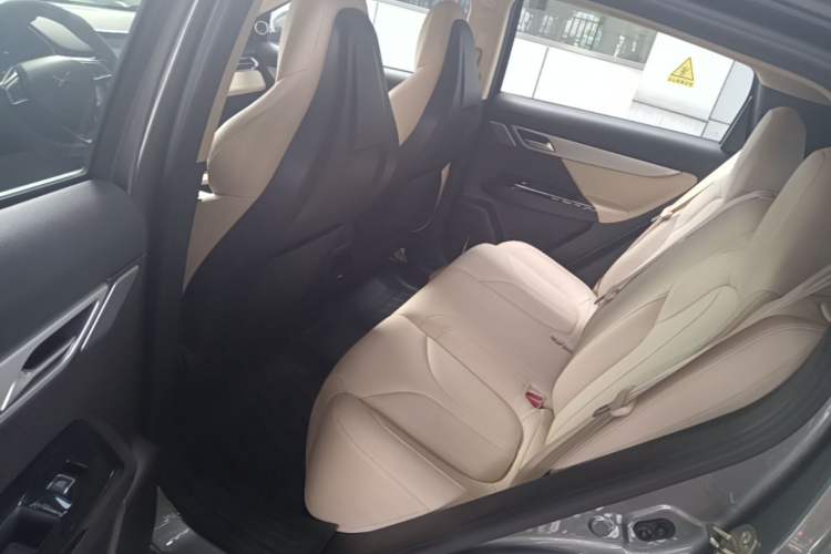 Used XPeng G3 2020 520 Enjoyment Edition Left Rear Seat