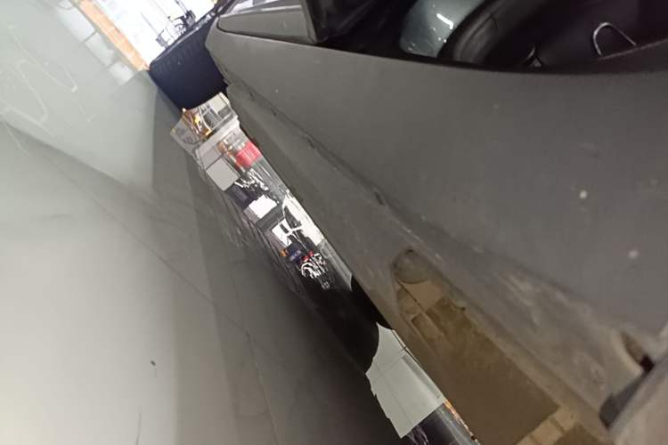 Used XPeng G3 2020 520i Luxury Edition Left Side Sill