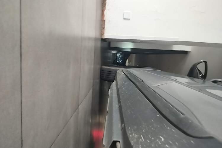 Used XPeng G3 2020 460 Enjoyment Edition Left Side Sill