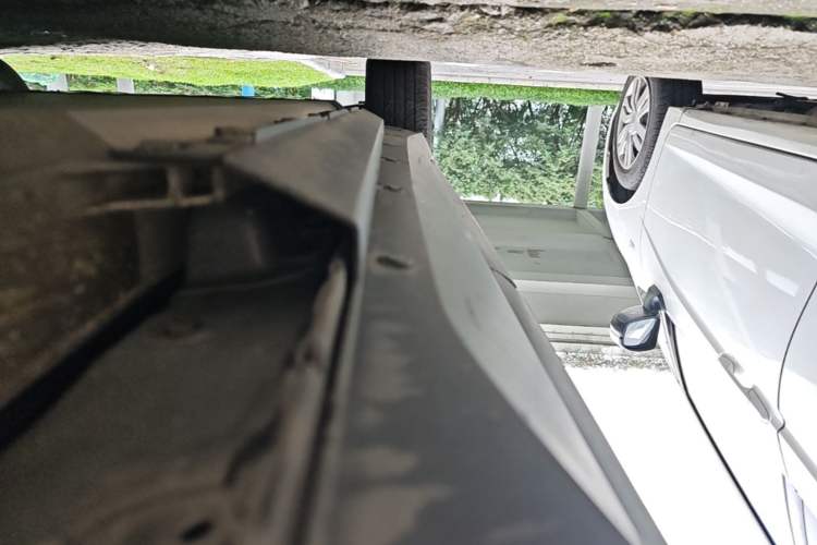 Used XPeng G3 2020 520 Enjoyment Edition Left Side Sill