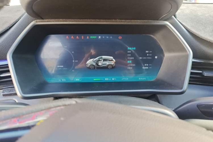 Used XPeng G3 2020 520i Luxury Edition Odometer Close Up
