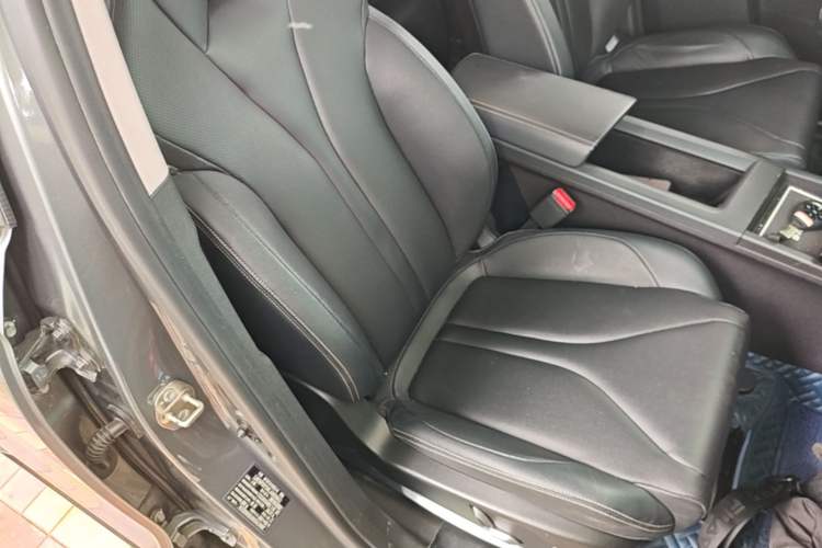 Used XPeng G3 2020 520 Enjoyment Edition Right Front Seat