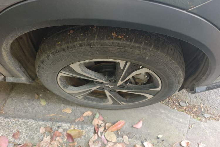 Used XPeng G3 2020 460i Luxury Edition Right Front Wheel Hub