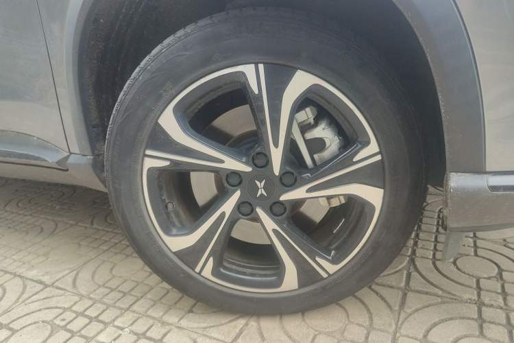 Used XPeng G3 2020 400 Smart Edition Right Front Wheel Hub
