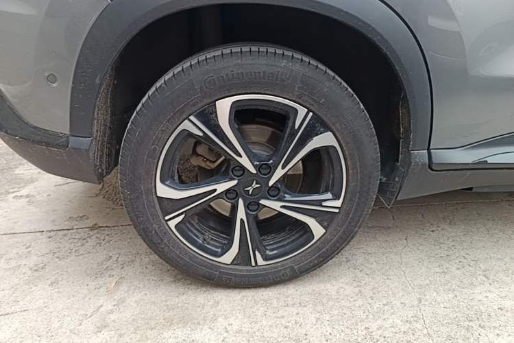 Used XPeng G3 2020 520i Luxury Edition Right Rear Wheel Hub