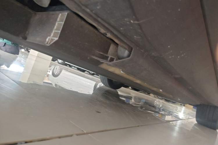 Used XPeng G3 2020 520 Smart Edition Right Side Sill