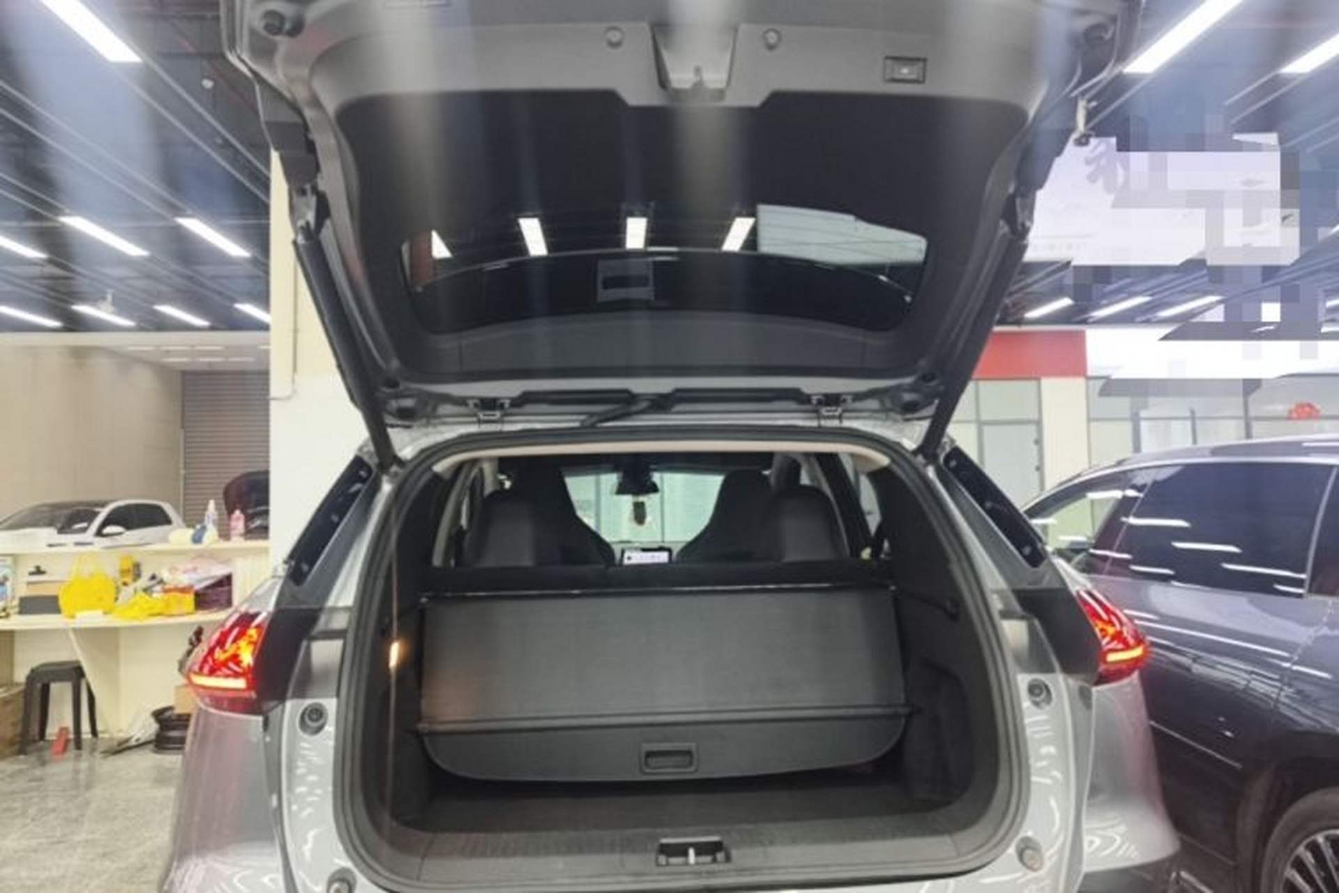 Used XPeng G3 2020 460i Luxury Edition Trunk