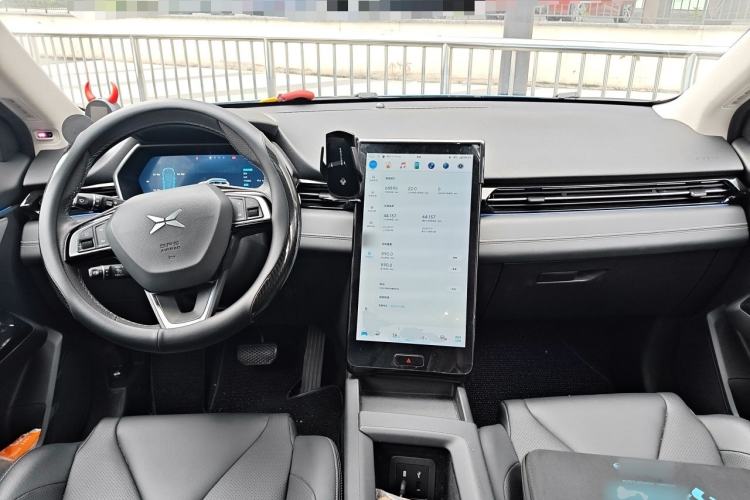 Used XPeng G3 2020 520 Smart Edition Center Console