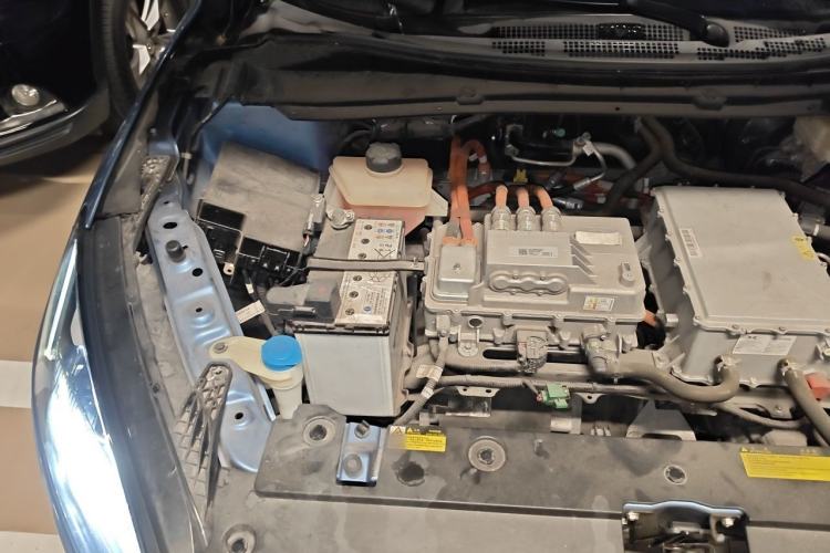 Used XPeng G3 2020 520 Smart Edition Engine Bay Right