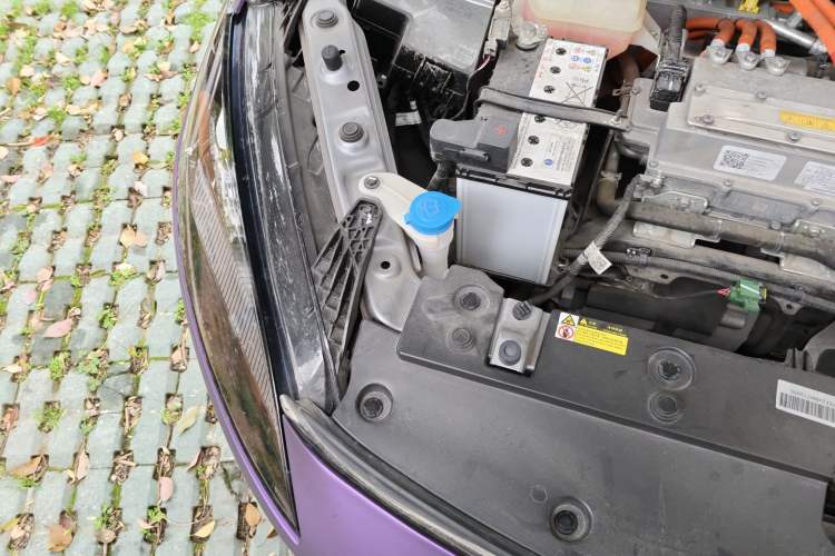 Used XPeng G3 2020 520i Luxury Edition Engine Bay Right