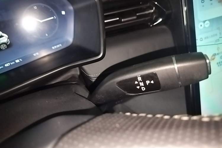 Used XPeng G3 2020 520i Luxury Edition Gear Lever