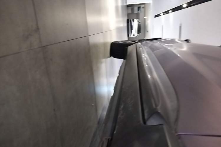 Used XPeng G3 2020 520i Luxury Edition Right Side Sill