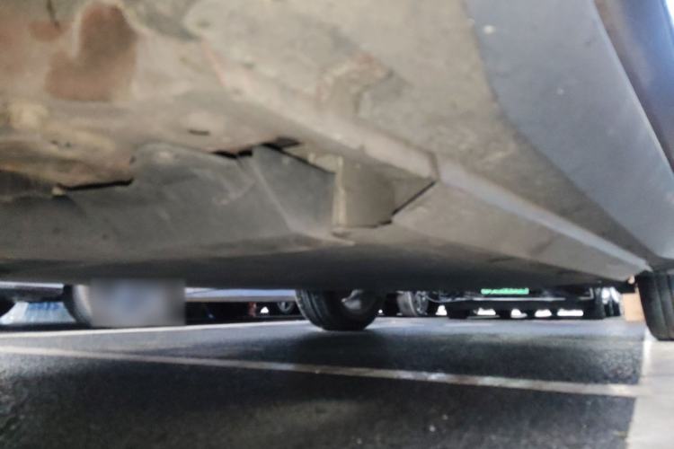 Used XPeng G3 2020 400 Smart Edition Chassis Front Left