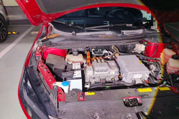 Used XPeng G3 2020 520 Luxury Edition Engine Bay Right
