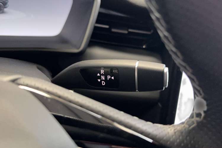 Used XPeng G3 2020 520i Luxury Edition Gear Lever