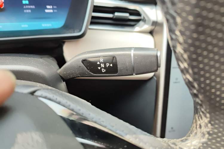 Used XPeng G3 2020 520 Smart Edition Gear Lever