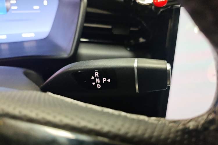 Used XPeng G3 2020 520 Smart Edition Gear Lever
