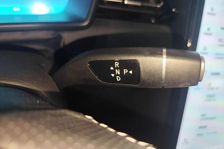 Used XPeng G3 2020 460 Smart Edition Gear Lever