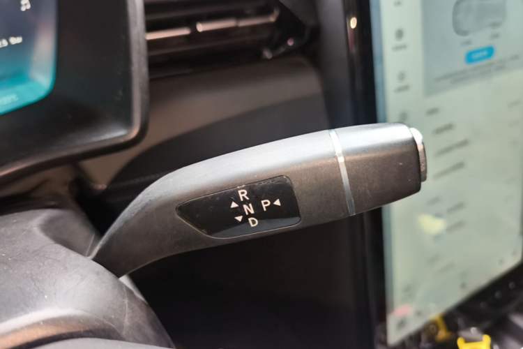 Used XPeng G3 2020 460i Luxury Edition Gear Lever