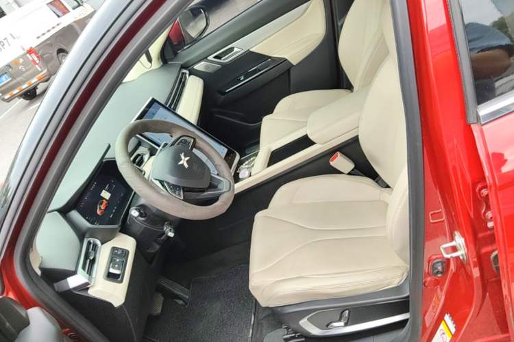 Used XPeng G3 2020 520i Luxury Edition Left Front Seat