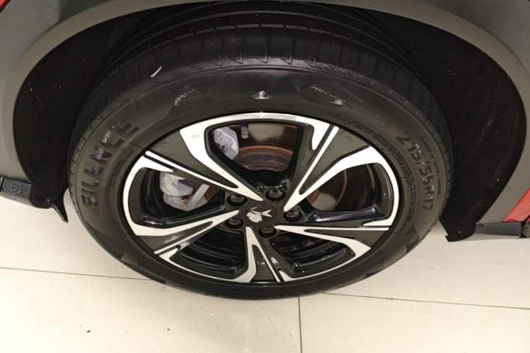 Used XPeng G3 2020 520 Smart Edition Left Front Wheel Hub