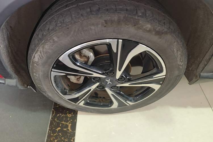 Used XPeng G3 2020 460 Smart Edition Left Front Wheel Hub