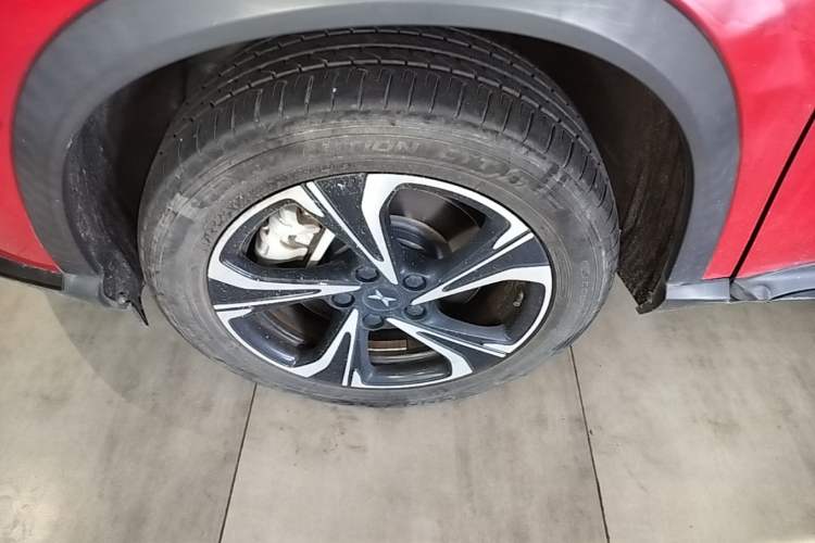 Used XPeng G3 2020 520 Smart Edition Left Front Wheel Hub