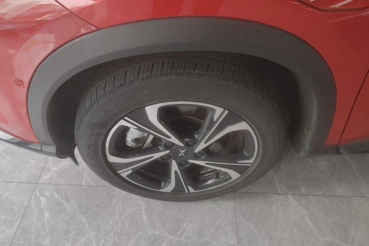 Used XPeng G3 2020 520 Smart Edition Left Front Wheel Hub