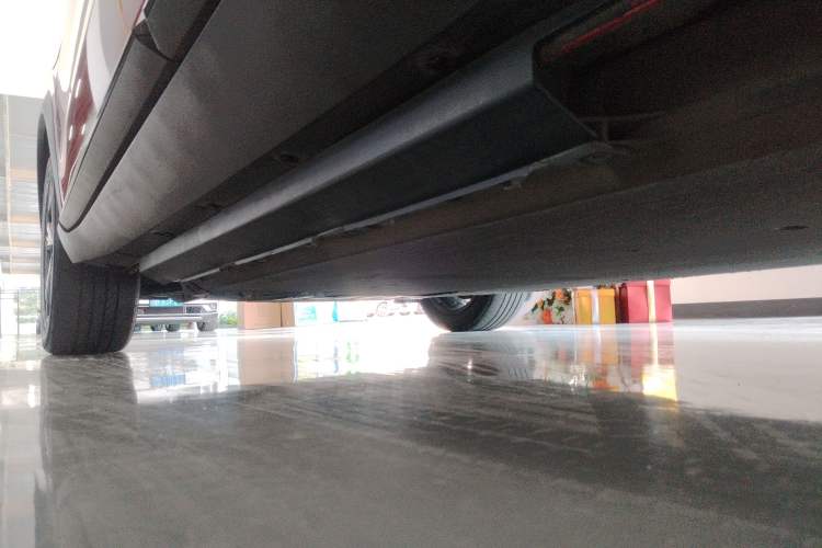 Used XPeng G3 2020 520i Luxury Edition Left Side Sill