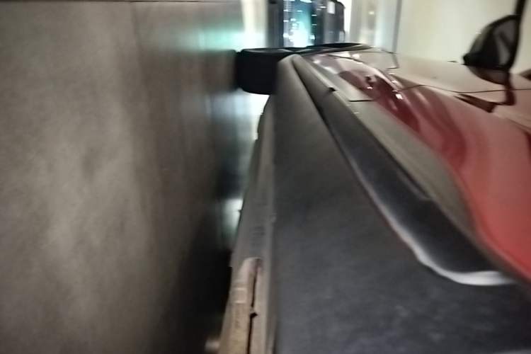 Used XPeng G3 2020 520 Smart Edition Left Side Sill