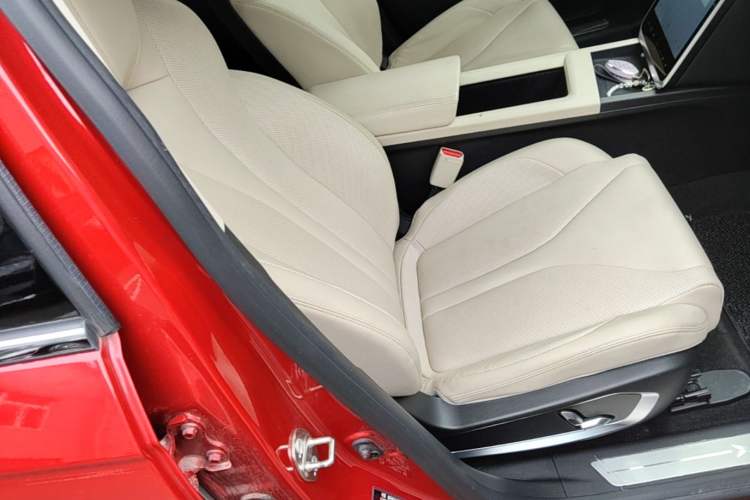 Used XPeng G3 2020 520i Luxury Edition Right Front Seat