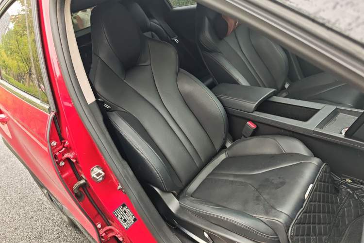Used XPeng G3 2020 460i Luxury Edition Right Front Seat