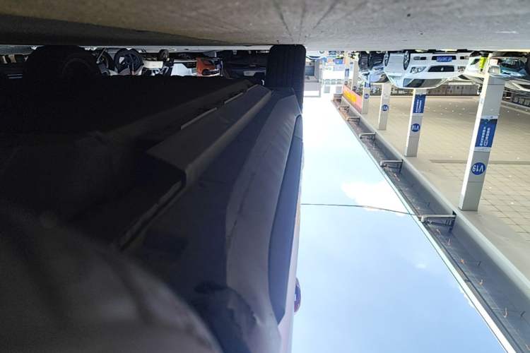 Used XPeng G3 2020 460 Smart Edition Right Side Sill