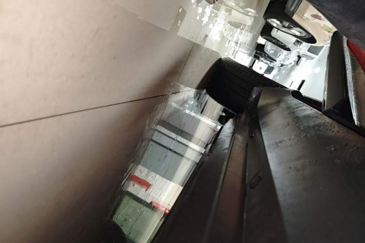 Used XPeng G3 2020 520 Smart Edition Right Side Sill