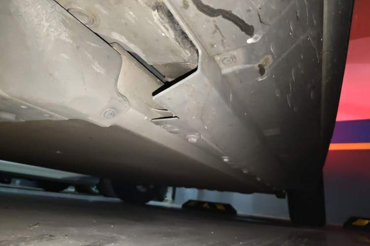 Used XPeng G3 2020 520 Smart Edition Chassis Front Left