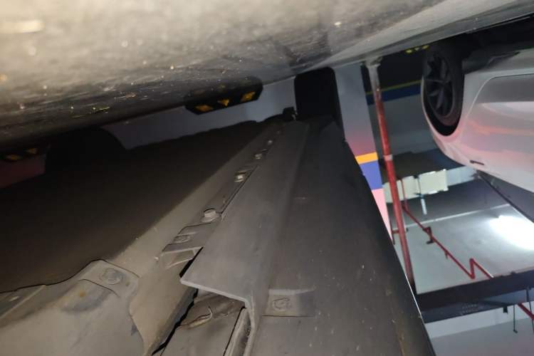 Used XPeng G3 2020 520 Smart Edition Chassis Front Right